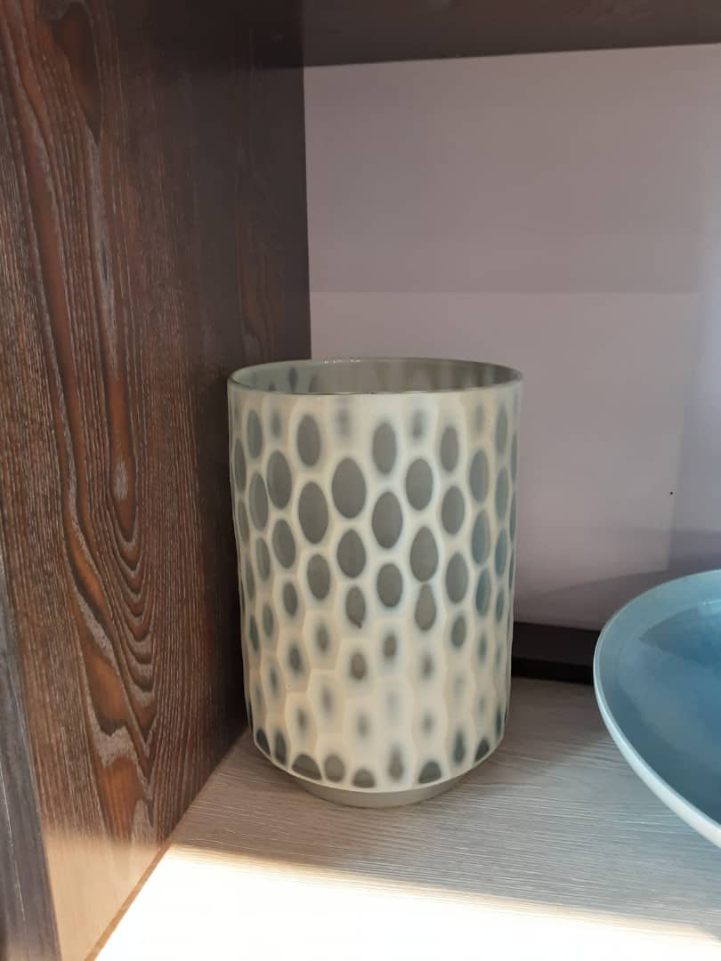 Flower vase