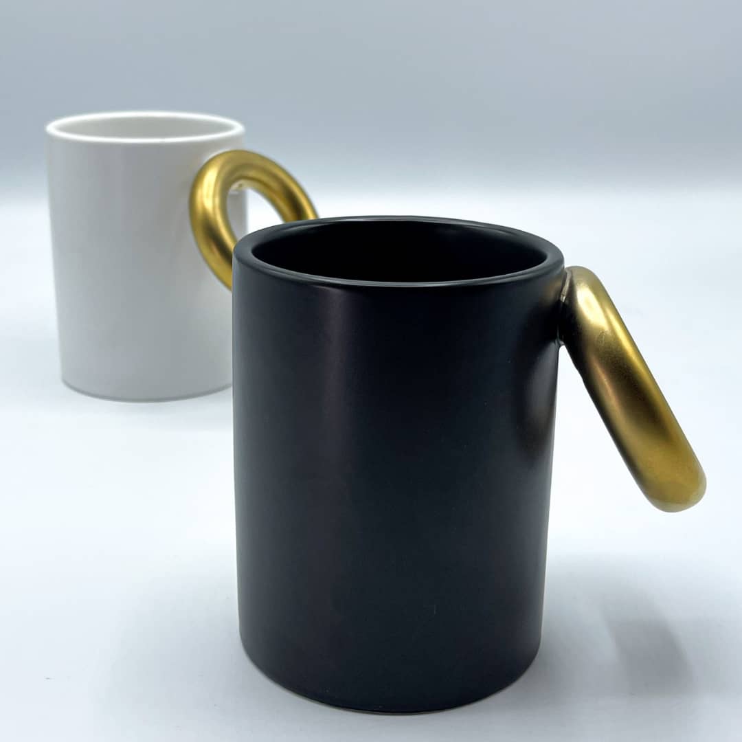 Black ring mug